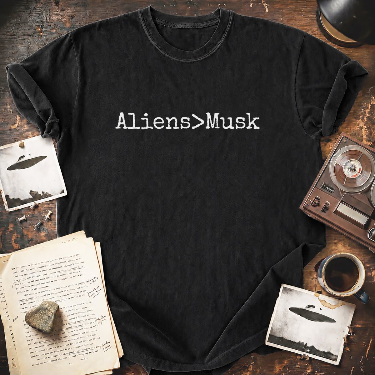 Aliens > Musk T-shirt