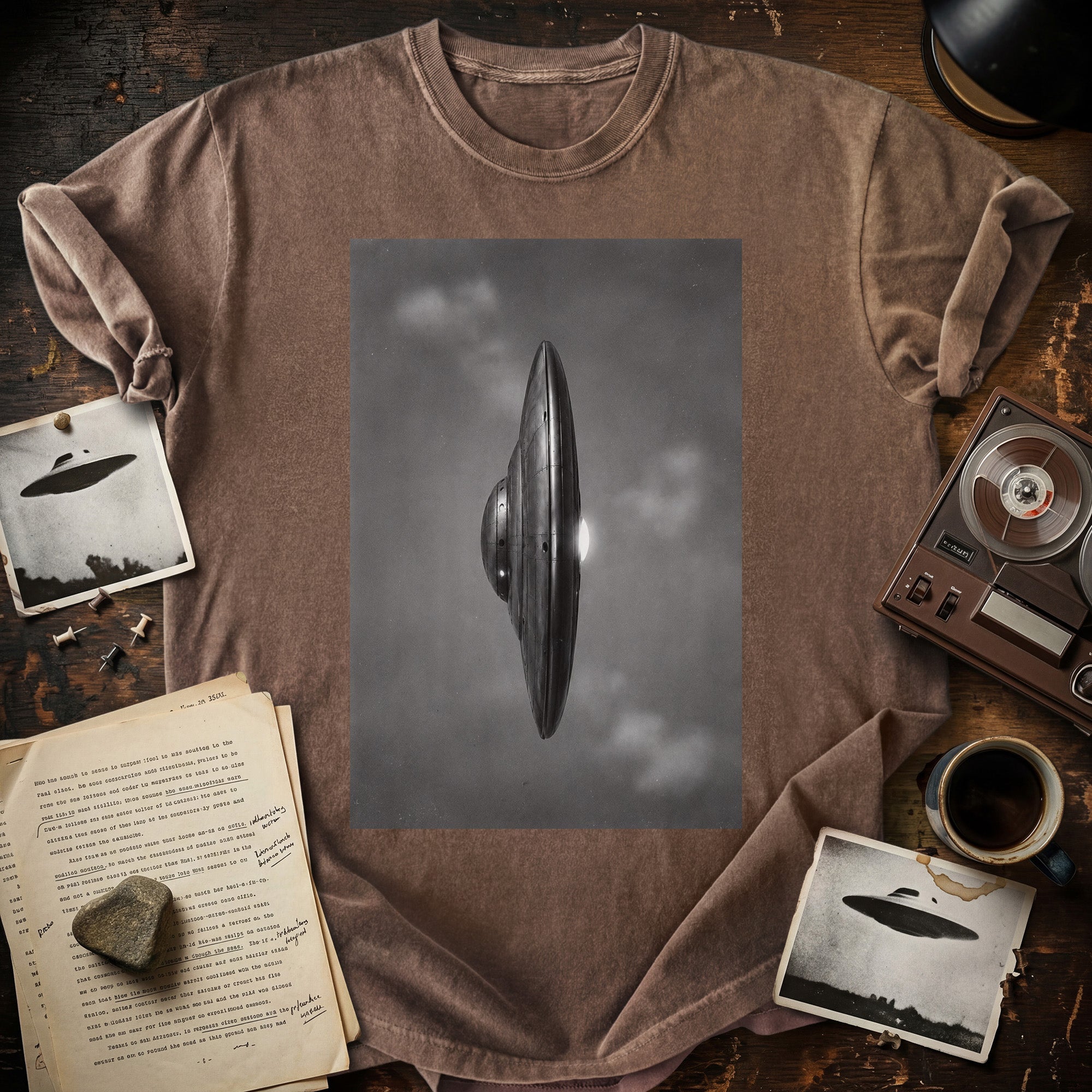 Vertical UFO T-shirt