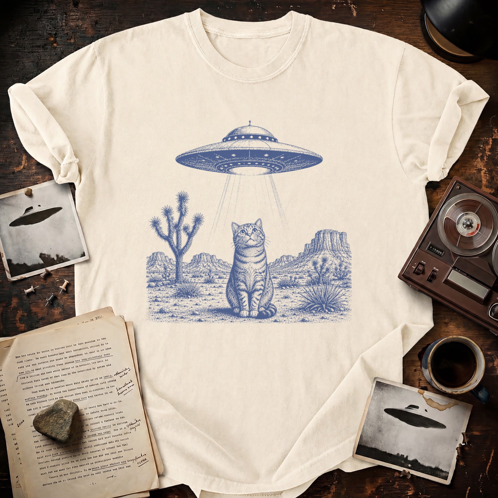 Desert Cat UFO T-shirt
