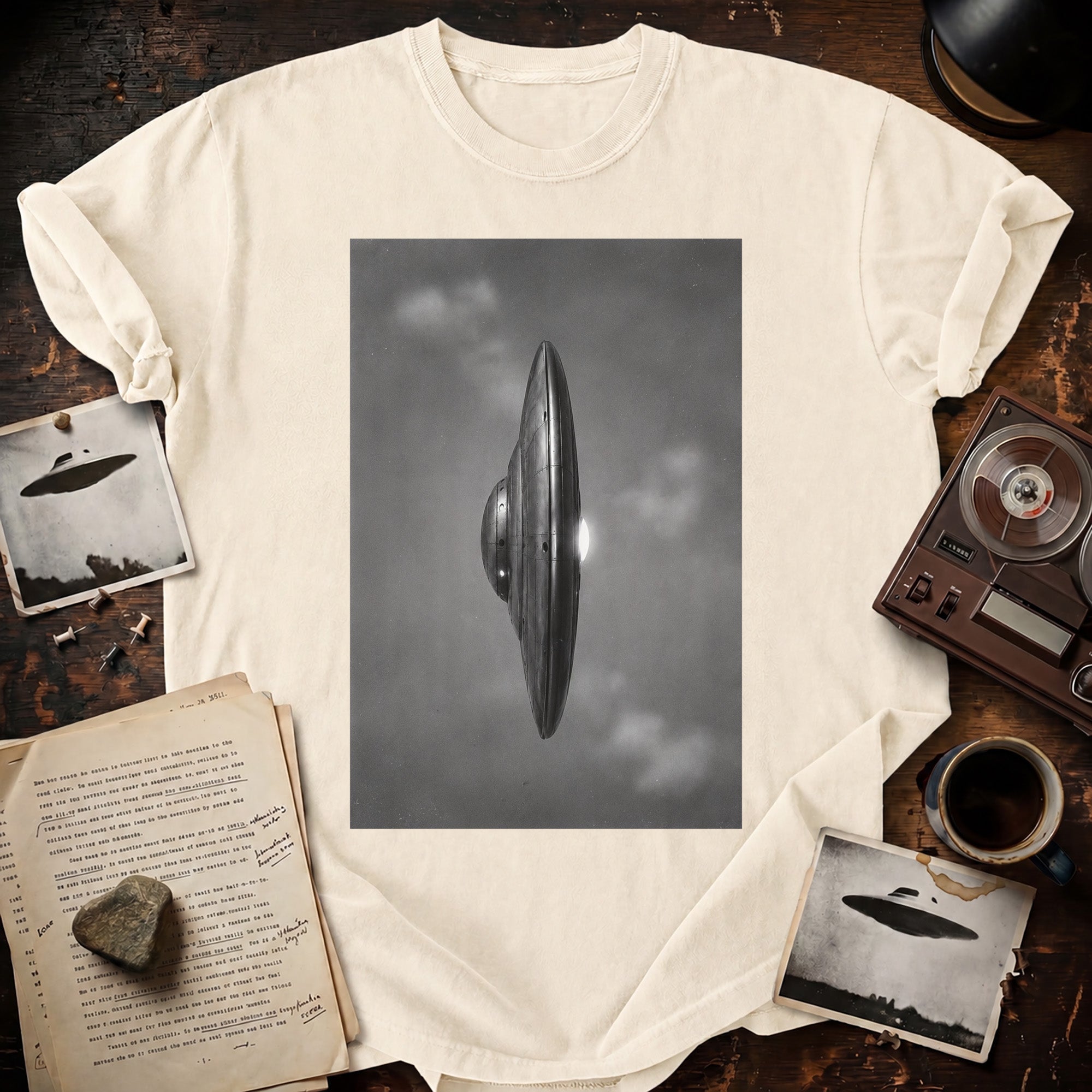 Vertical UFO T-shirt