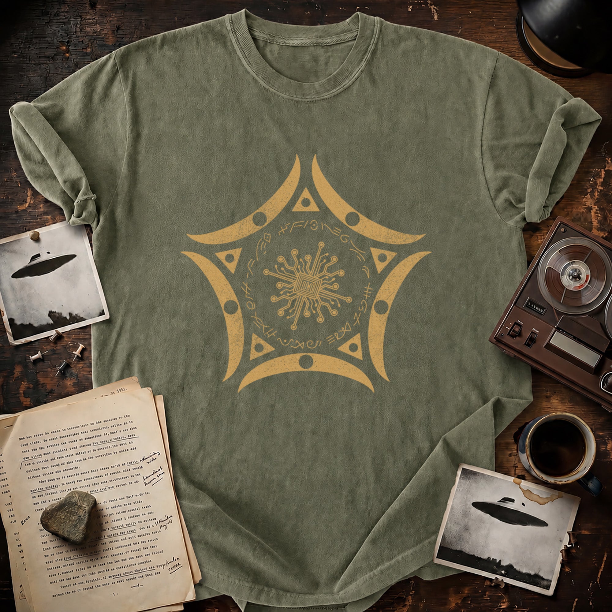 Buga Sphere Alien Symbol T-shirt