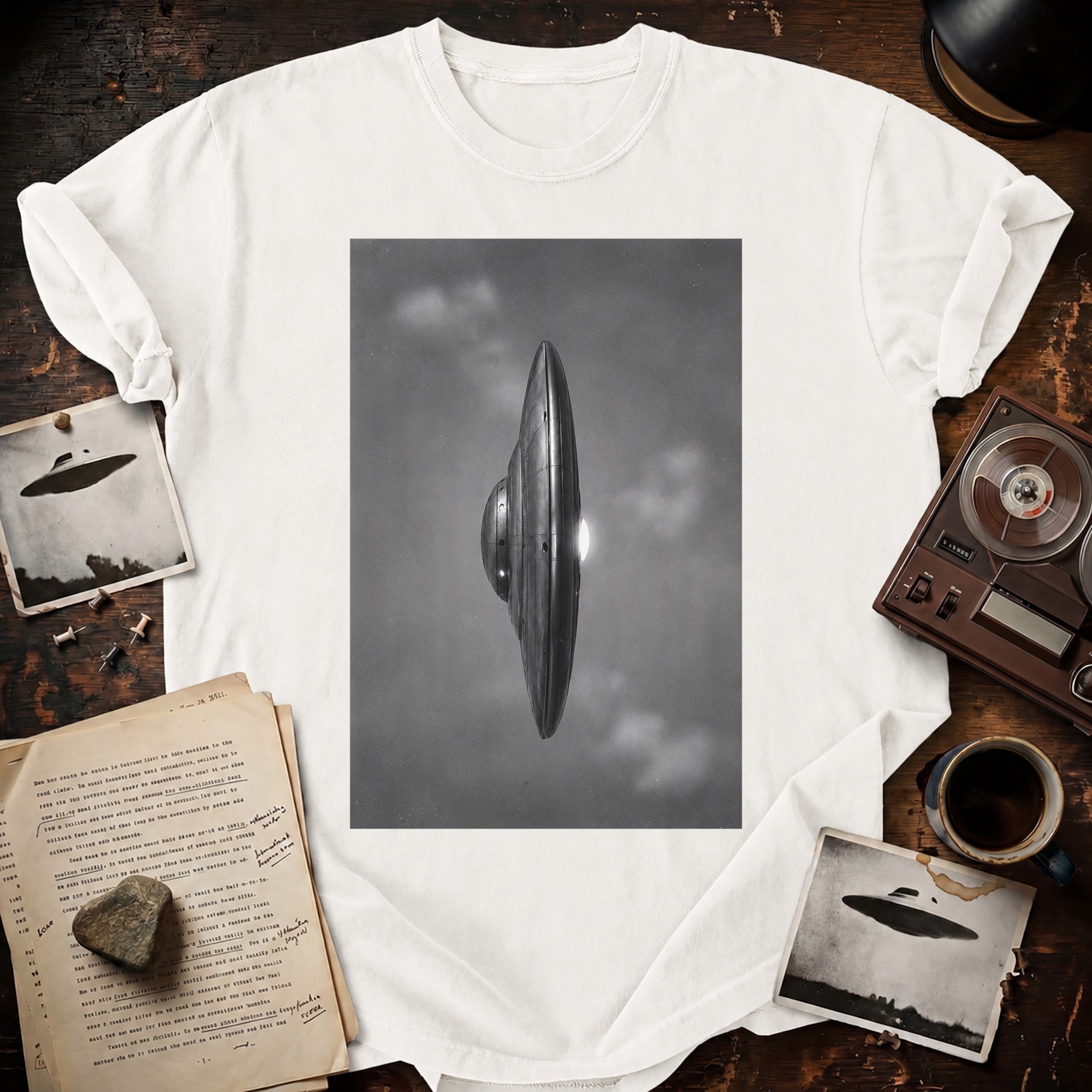 Vertical UFO T-shirt
