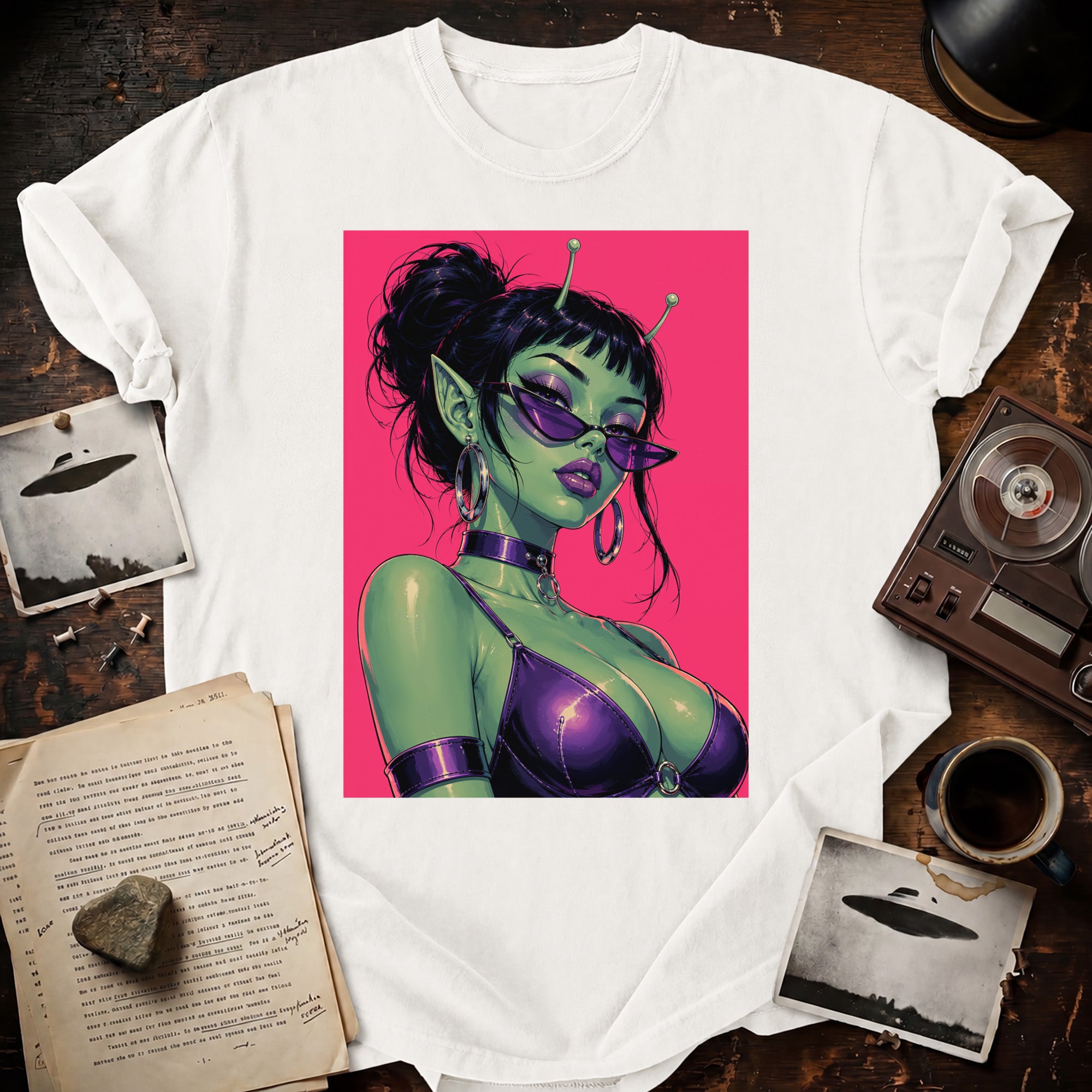 Venux Alien T-shirt